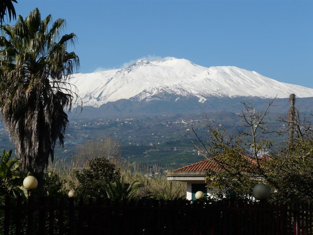 La Casa Al Mare Villa Fondachello  Buitenkant foto